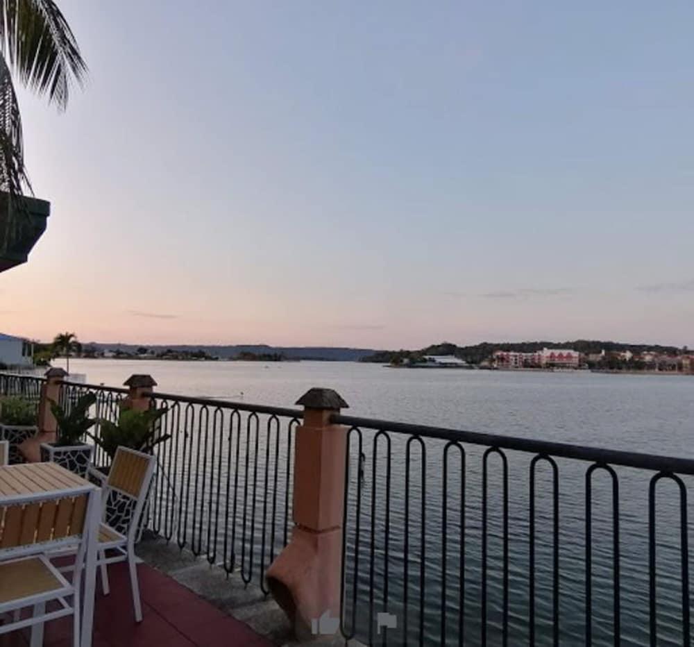 Peten Esplendido Hotel Флорес Екстериор снимка