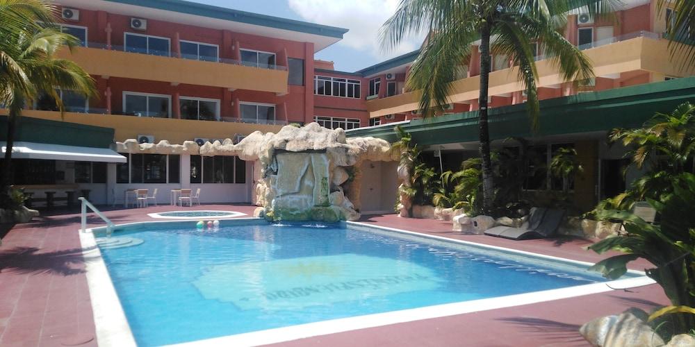 Peten Esplendido Hotel Флорес Екстериор снимка