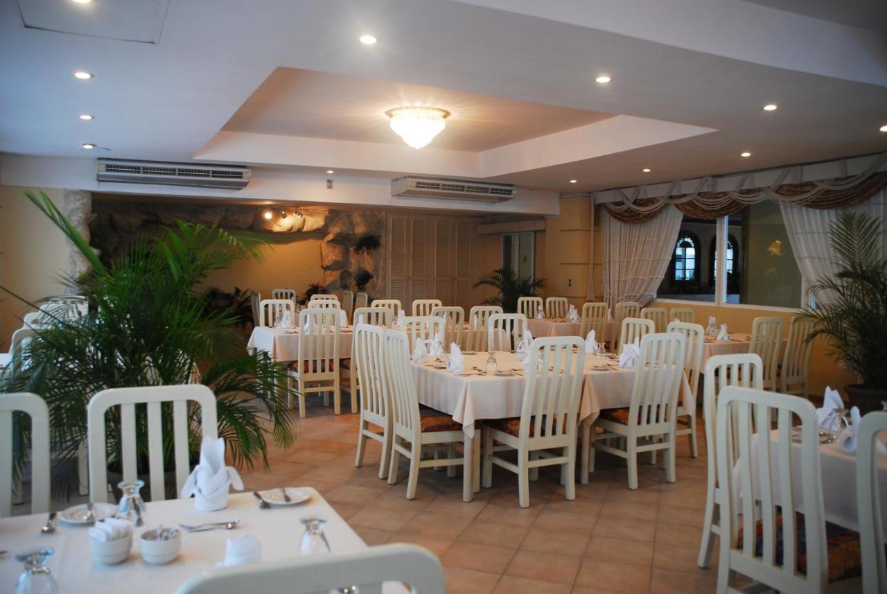 Peten Esplendido Hotel Флорес Стая снимка